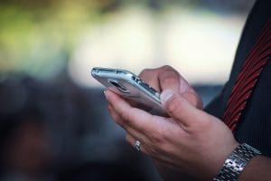 Tingkatkan Komunikasi Tanpa Batas dengan Paket Telpon Indosat Ooredoo